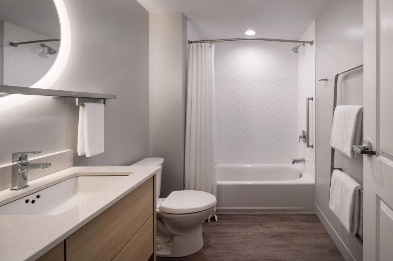 Towneplace Suites By Marriott كيلونا الغربية المظهر الخارجي الصورة